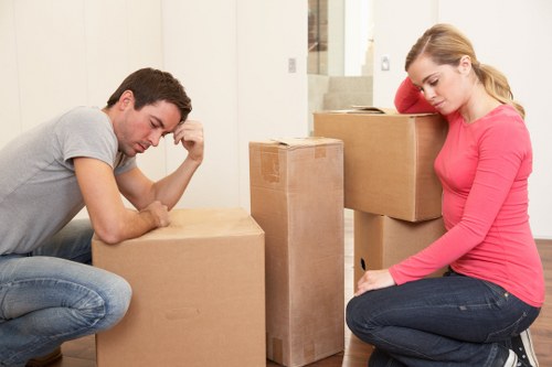 Complaint resolution process for a moving service with documentation