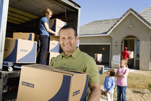 Van service helping with flat moves and collections in Earls Court